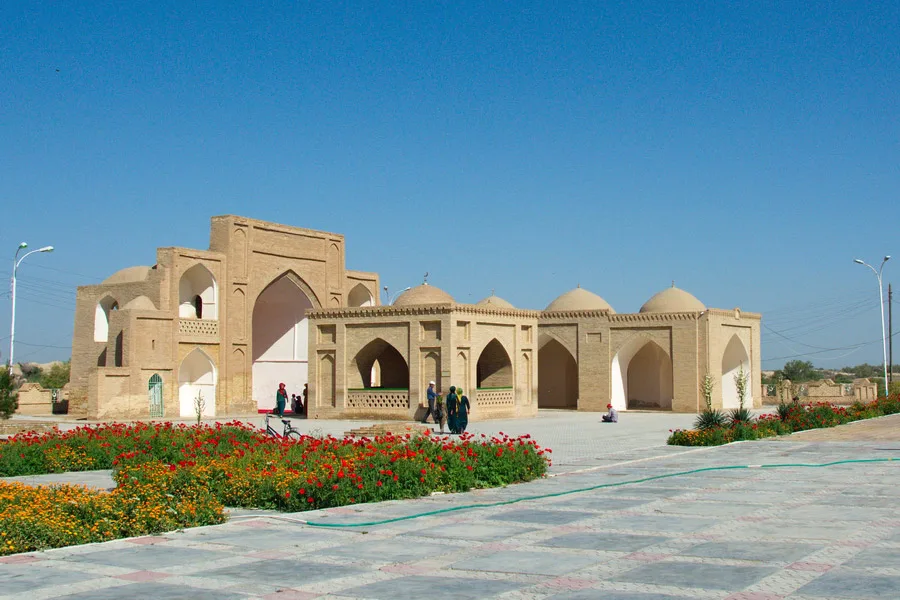 In the Heart of the Great Silk Road: Ashgabat – Merv – Kunya-Urgench