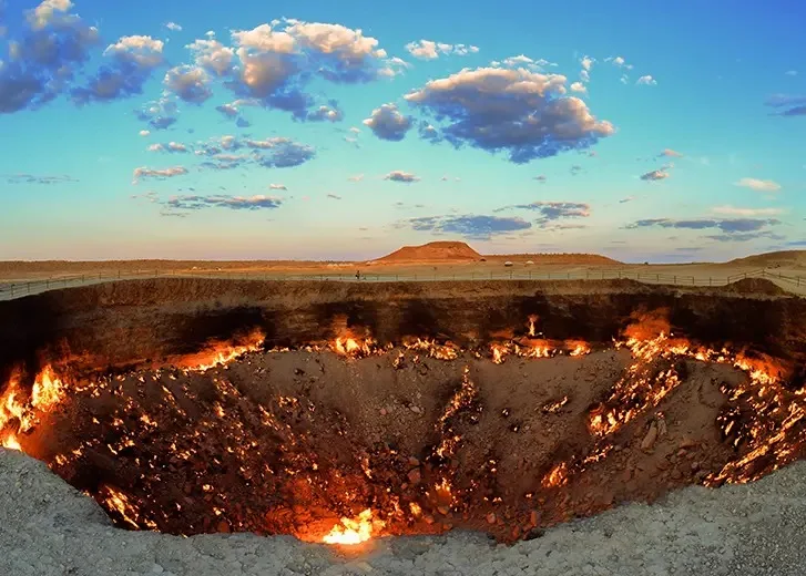 Group tour to the Darvaza Gas Crater — 6