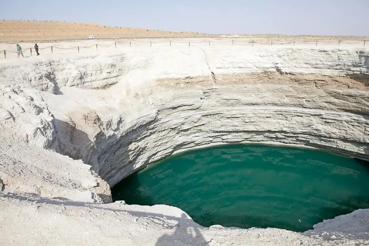 Group tour to the Darvaza Gas Crater — 8